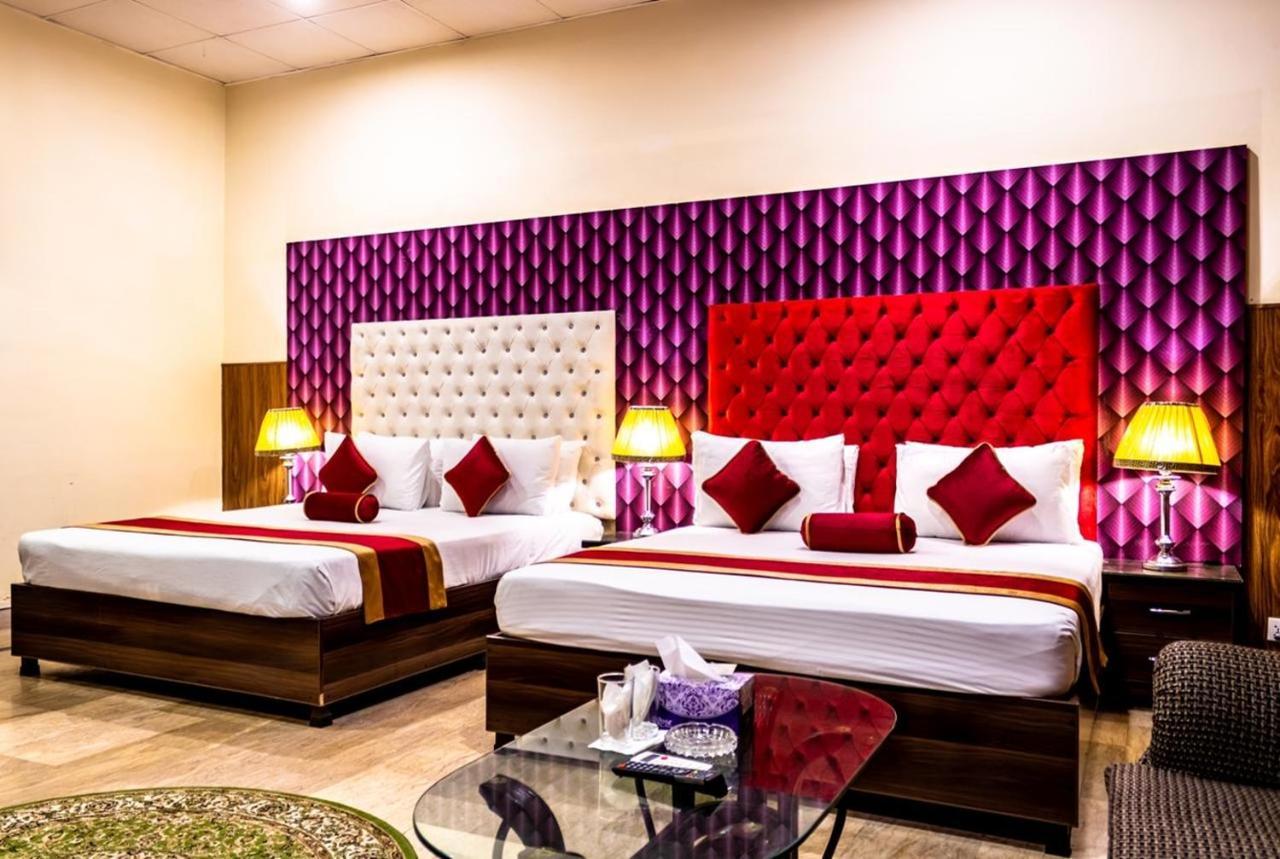 Rose Palace Hotel, Gulberg Lahor Kültér fotó